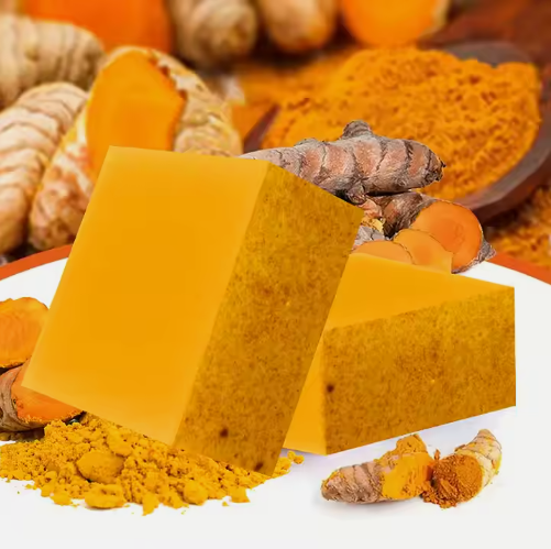 Sapone schiarente alla curcuma personalizzato